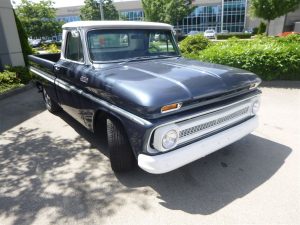 Old Trucks For Sale in BC - 1965 Chevrolet C10 Langley BC 350 SMALL BLOCK RARE SMALL BOX